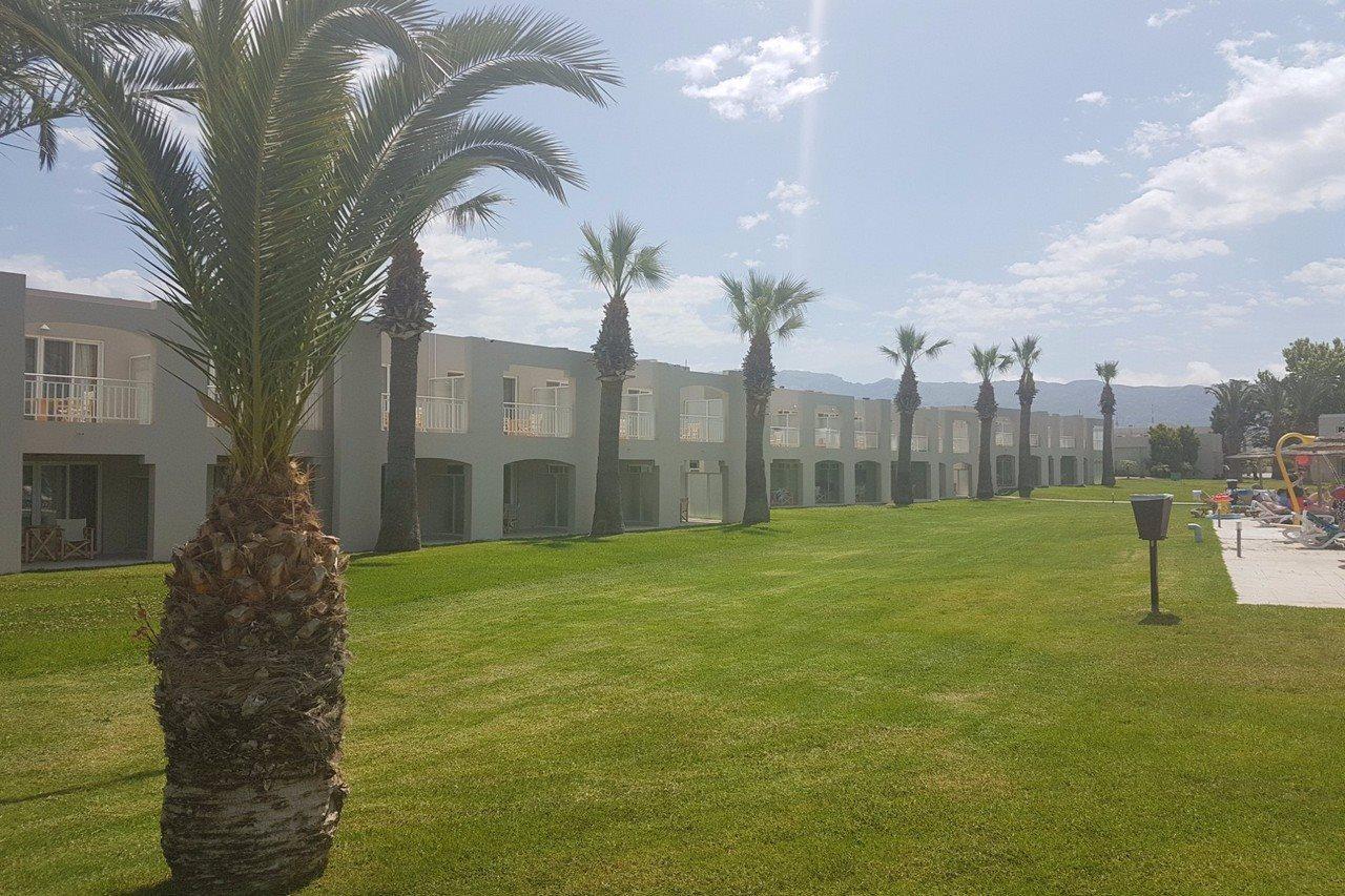 Akti Coast Club Hotel 马尔马里 附近 照片
