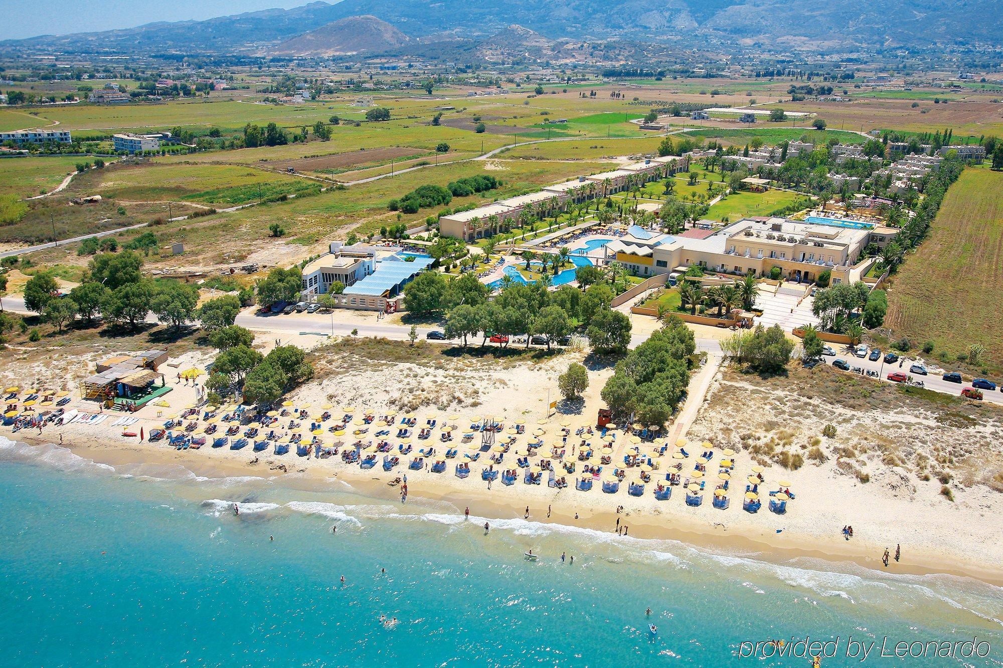 Akti Coast Club Hotel 马尔马里 外观 照片