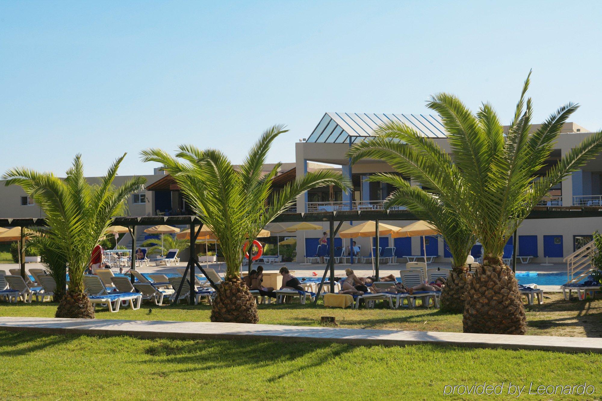 Akti Coast Club Hotel 马尔马里 外观 照片